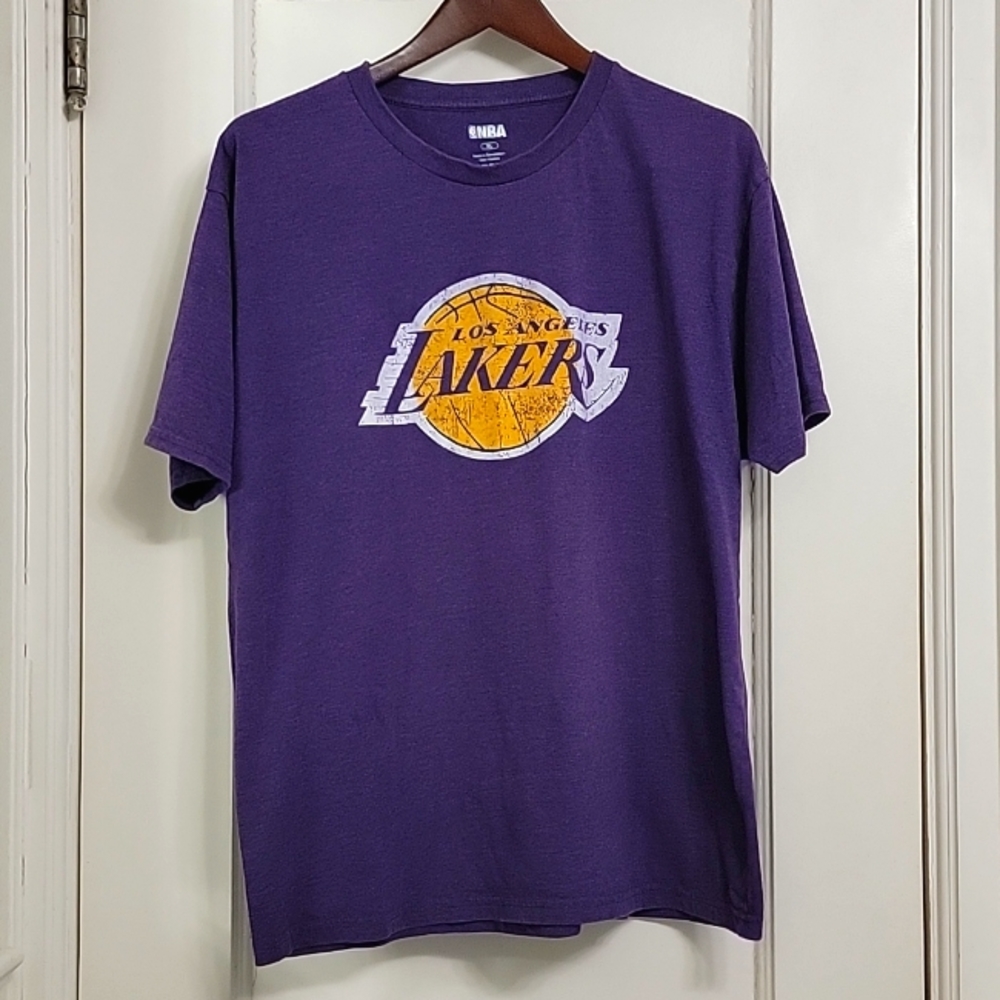 Men's soft purple Los Angeles Lakers t-shirt